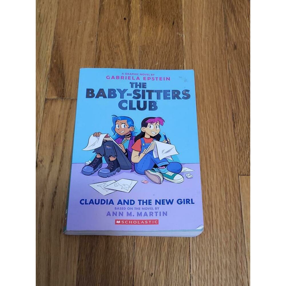 Claudia and the New Girl: A Graphic Novel (The Baby-Sitters Club #9)